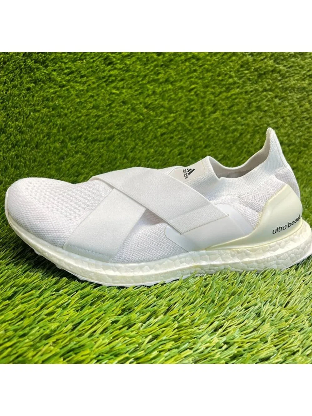Adidas UltraBoost Slip-On DNA Womens Size 7 Triple White Athletic Shoes Sneakers